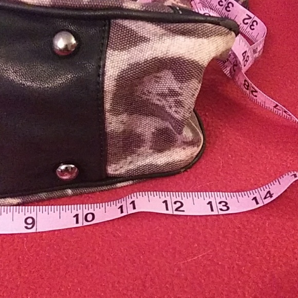 Purse - Picture 6 of 7